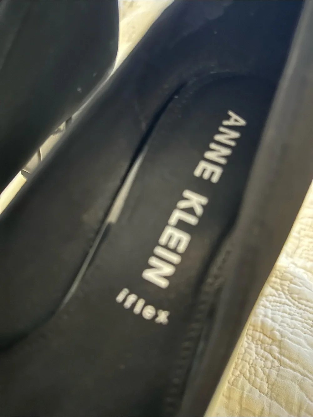 Anne Klein Black Round-Toe Iflex Heels - Picture 3 of 4